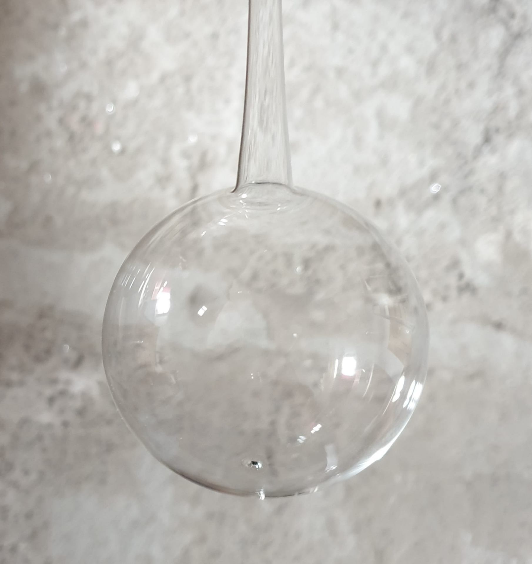 圣诞球和圣诞树装饰品