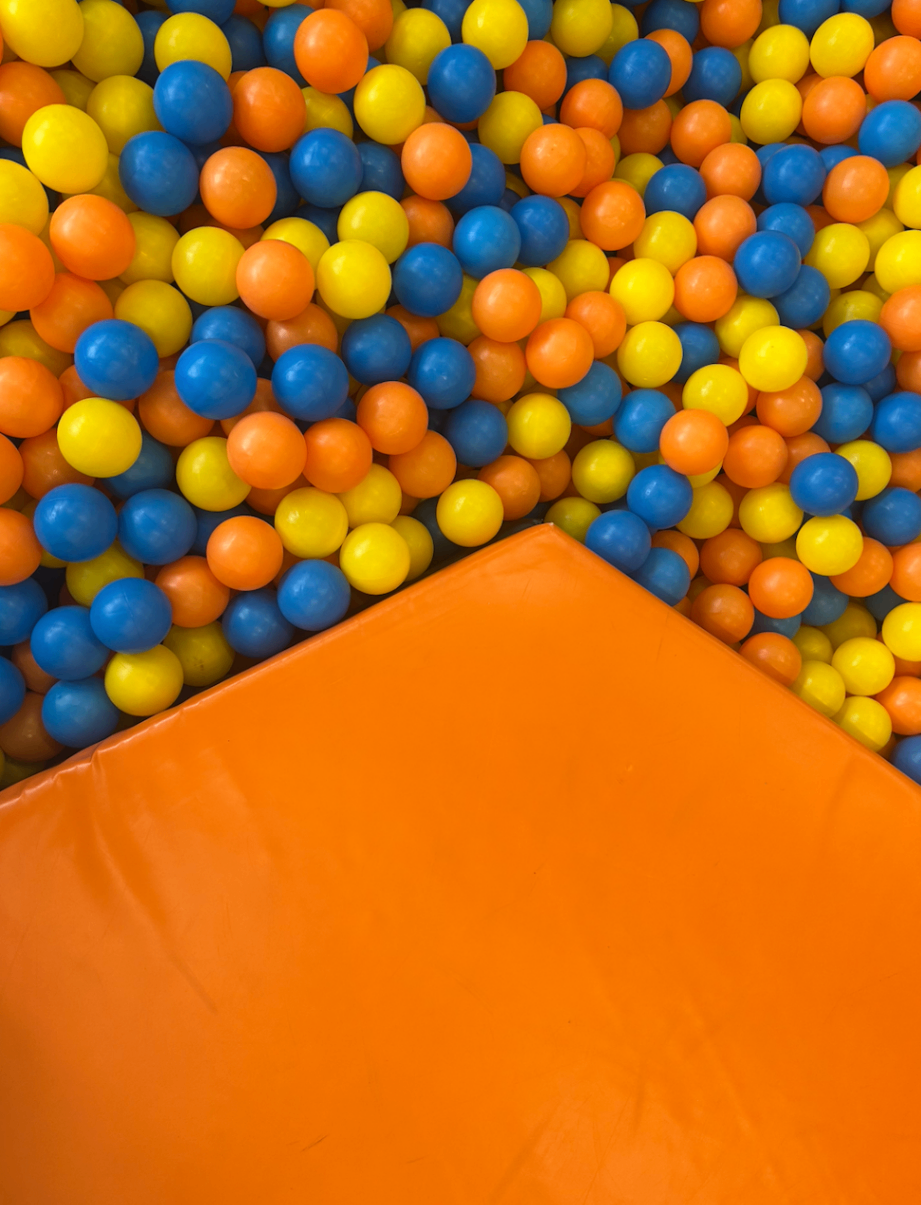 Bóng cho phòng chơi